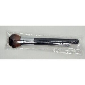 Younique Tapered Blusher Brush New Makeup Brush